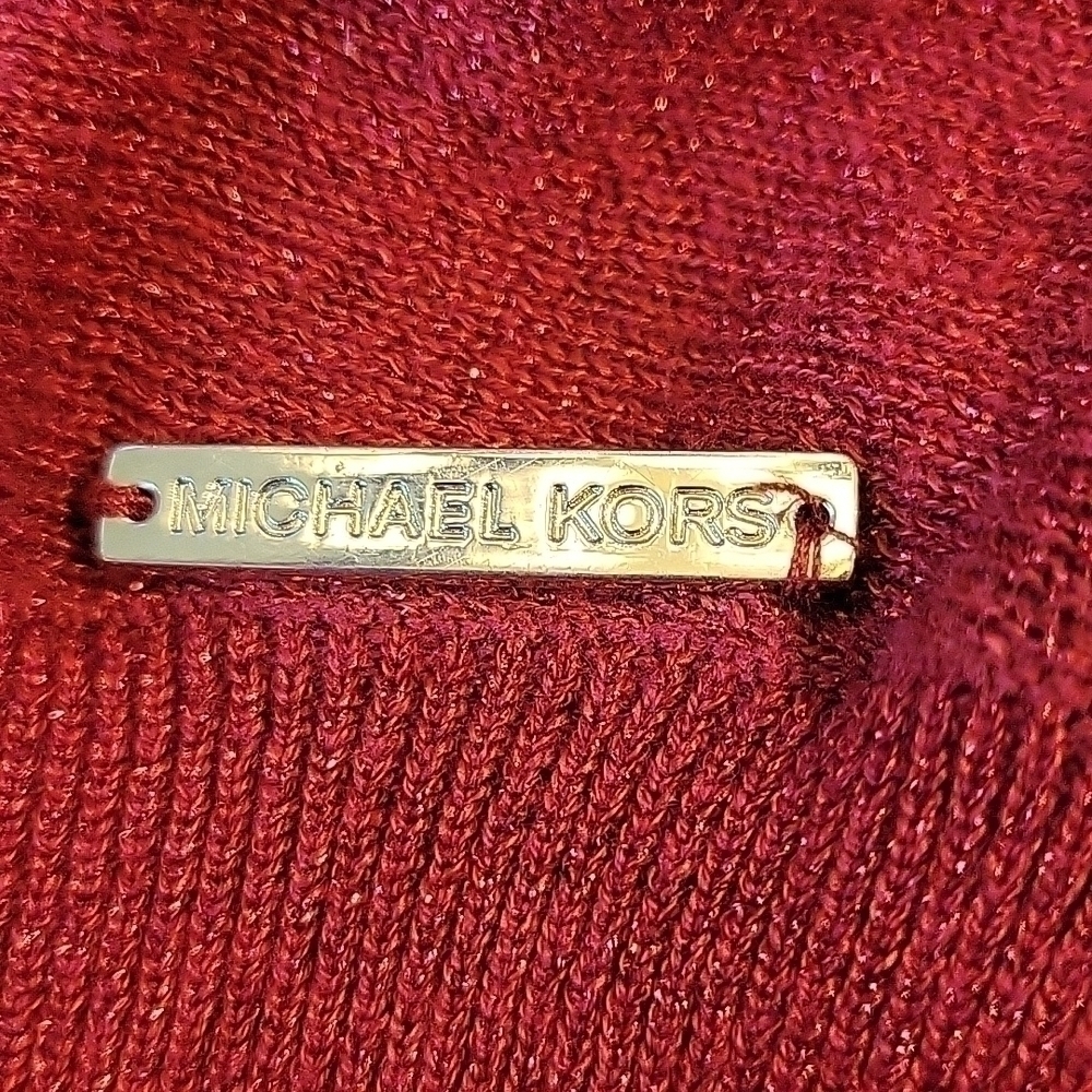 MICHAEL KORS red metalic capped sleeves top.  Size Medium. - Picture 6 of 6